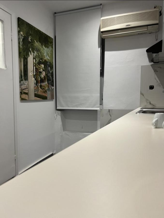 Summer Me - Studio Downtown Apartment Corfu  ภายนอก รูปภาพ